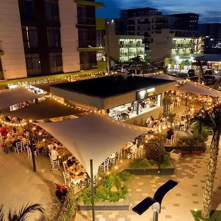 Alesea Ap-alezzi Beach