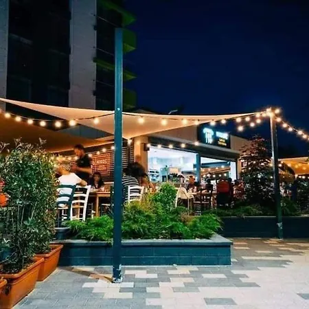 Alesea Ap-alezzi Beach *